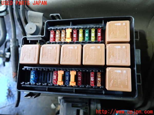 2UPJ-45426742]ジャガー・XKシリーズ(J413A)ヒューズボックス2 中古_m0002.jpg