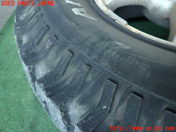2UPJ-45439031]パジェロ(V75W)タイヤ　ホイール　1本① LT265/70R 中古_m0002.jpg