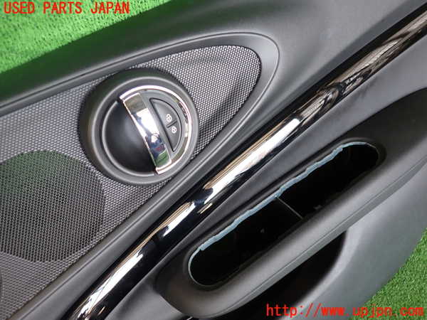 2UPJ-45511234]BMW ミニ(MINI)ジョンクーパーワークス(JCW) クラブマン(LVJCW)右前ドア内張り 中古 (F54)_m0002.jpg