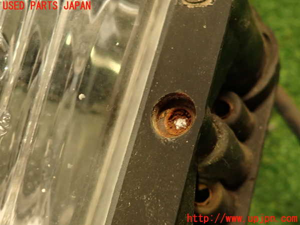 2UPJ-45731182]ポルシェ・944(944)左フォグ ジャンク_m0004.jpg