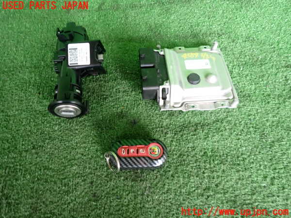 2UPJ-45846110]アバルト・595(31214T)エンジンコンピューター 中古_m0002.jpg