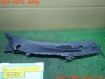 3UPJ=71690017]NISSAN GT-R(R35 MY08)前期 カウルトップ右 66862-JF00A 中古_s0