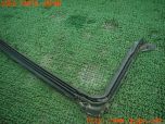 3UPJ=73540054]NISSAN GT-R Premium Edition(R35 MY07)前期 ウェザーストリップ 左 7661-JF00A 中古_s3