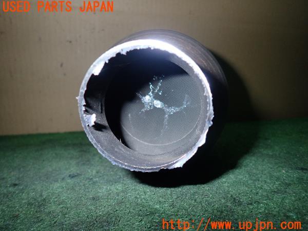 カムリ ハイブリッド(AXVH70)純正 触媒 マニバーター マテリアル