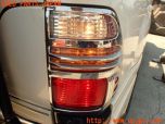 3UPJ=90500012]ランクル100系(HDJ101K)前期 WELLSTAR ウエルスター テールランプカバー TLC-T22A 左右 中古_s4