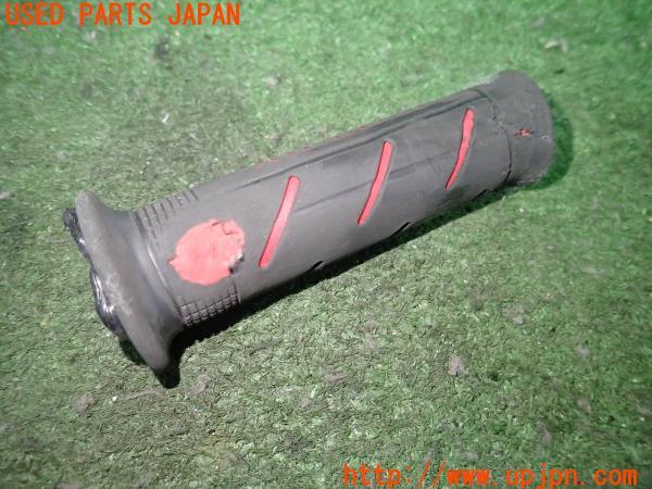3UPJ=90860065]ホンダ CBR1000RR ファイヤーブレード(SC57)domino ドミノ グリップ 左右セット 中古_m2