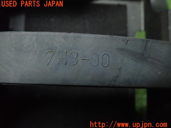 3UPJ=90890520]ヤマハSR400(RH16J)純正 バッテリーボックス ゴムバンド 7H3-00 中古		_m1