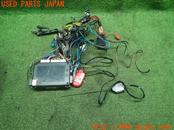 3UPJ=91390539]ランクル100系(UZJ100W)前期 社外 セキュリティ オートアラーム 盗難防止 中古_m4