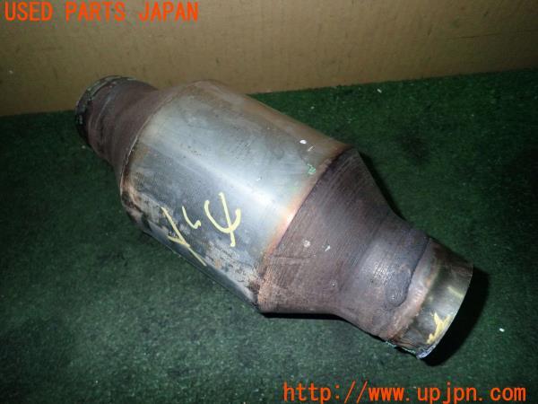 3UPJ=91800159]BMW 218d アクティブツアラー(2C20 F45)純正 触媒 マニバーター マテリアル 約1.5Kg 切断加工品 ジャンク_m1