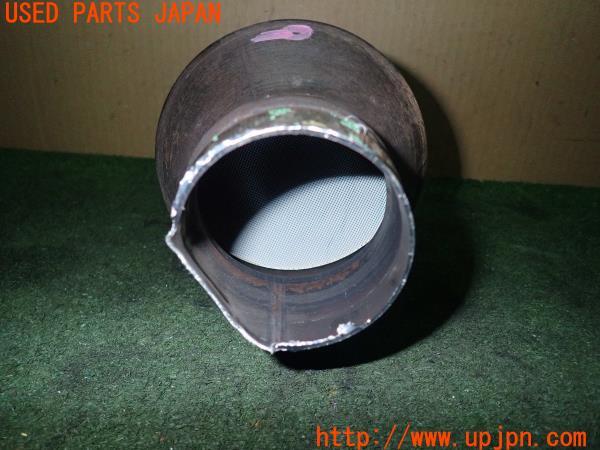 3UPJ=91800159]BMW 218d アクティブツアラー(2C20 F45)純正 触媒 マニバーター マテリアル 約1.5Kg 切断加工品 ジャンク_m2