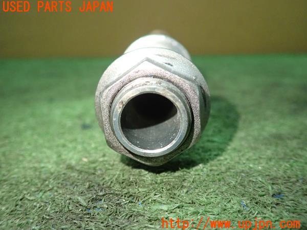 3UPJ=93770549]カワサキ・ニンジャ ZX-6R(ZX636G)純正 ピボットシャフト 中古_m3