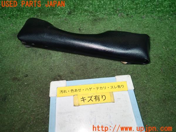 3UPJ=94500626]日産 NV350 キャラバン プレミアムGX(VR2E26)右側 運転席ドア アームレスト 中古_m0
