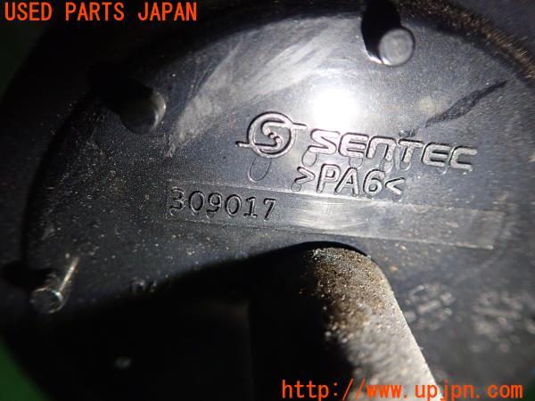 3UPJ=94900153]トライアンフ ストリート トリプル RS(H4J765)純正 チャコール キャニスター 中古_m2