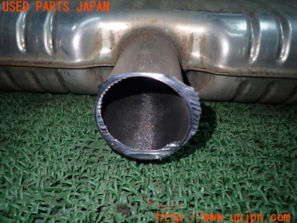 3UPJ=94920152]BMW218dグランツアラー(F46)2016y 純正 リアマフラー 8577090/22827110 エキゾースト リヤ カット有り 中古_m3