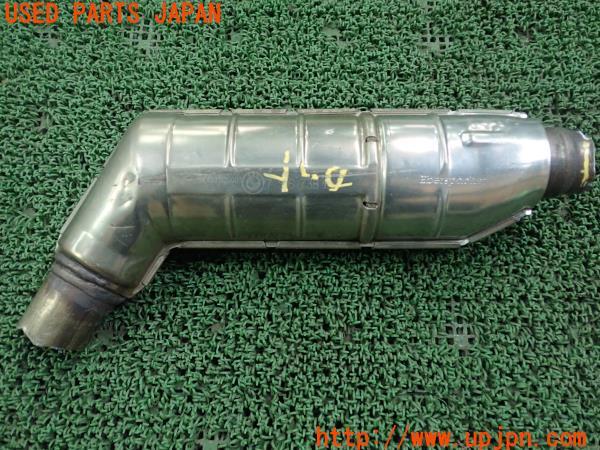 3UPJ=95610159]BMW Z4 ロードスター(BT25 E85)純正 触媒① マニバーター マテリアル 約3.4Kg 切断加工品 ジャンク_m0