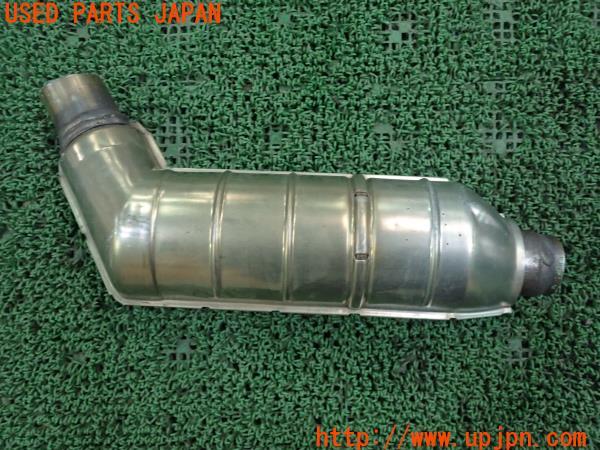 3UPJ=95610159]BMW Z4 ロードスター(BT25 E85)純正 触媒① マニバーター マテリアル 約3.4Kg 切断加工品 ジャンク_m1