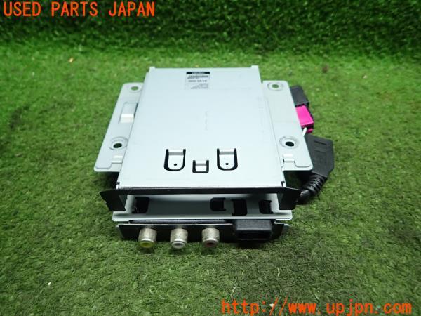 3UPJ=96420422]VW ティグアン(5NCTH)後期 2013y 純正 ビルトインETC取付ブラケット 金具 ステー USB 中古_m0