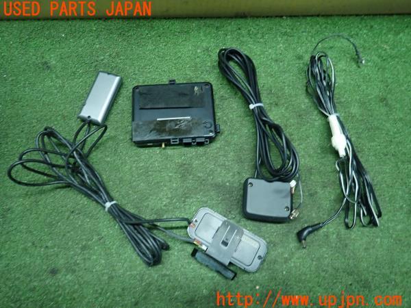 3UPJ=96980575]BMW M6 クーペ(EH50 E63)Yupiteru ユピテル レーダー探知機 CR860iq 中古_m1