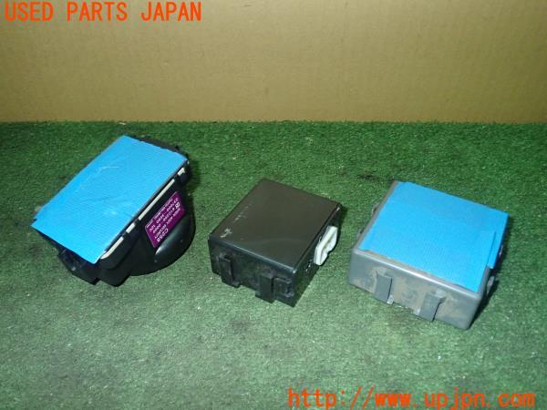 3UPJ=98130539]ハイエースバン(KDH201V 3型)純正 セキュリティ 中古_m2