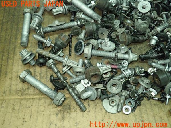 3UPJ=99220720]BMW320i(WA20 E92)前期 ネジ・ナット・ステー類 セット ジャンク_m3