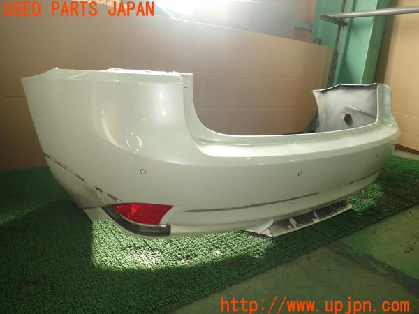 レクサス IS300h(AVE30)前期 純正加工 リアバンパー 中古 の商品画像