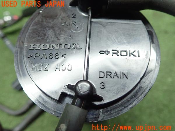 3UPJ=99740153]ホンダ CB1000R(8BL-SC80)2022y Black Edition キャニスター 17420-MKJ-D01 PZコントロールソレノイドバルブ 中古_m4