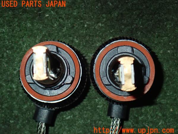 3UPJ=10080505]アウトランダーPHEV(GG2W)前期 社外 LEDバルブ フォグ用 中古_m3