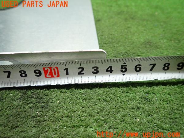 3UPJ=10200012]レヴォーグ(VMG)D型 2.0 プレート 2mm暑 24×25cm ピンtoピン12cm 詳細不明 中古_m3
