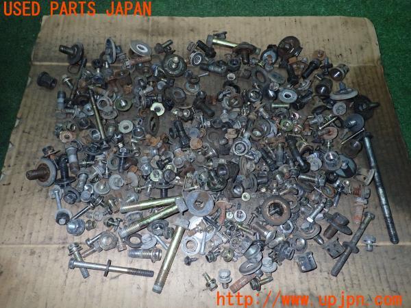 3UPJ=10250720]ランクル60(HJ61V)中期 ネジ・ナット・ステー類 セット ジャンク_m0
