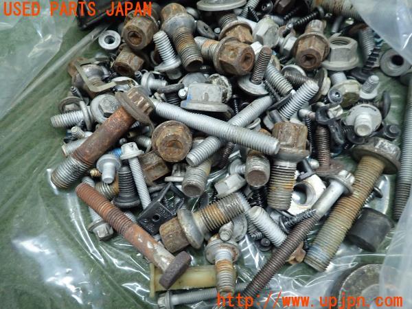 3UPJ=10270720]ベンツ V350(W639)2012ｙ ボルト ネジ ナット ステー類 セット ジャンク_m3