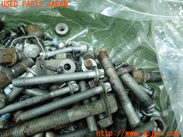 3UPJ=10300720]ベンツ V350(W639)Vクラス 2009y ボルト ネジ ナット ステー類 セット ジャンク_m1