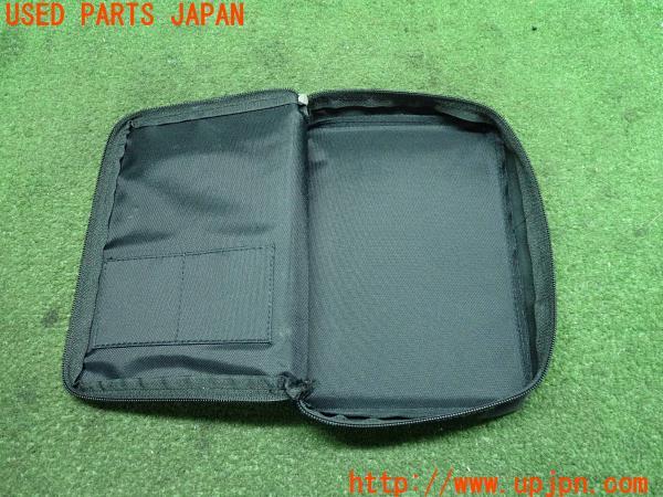 3UPJ=10300801]ベンツ V350(W639)Vクラス 2009y 車検証入れ ケース 取説欠品 中古_m3