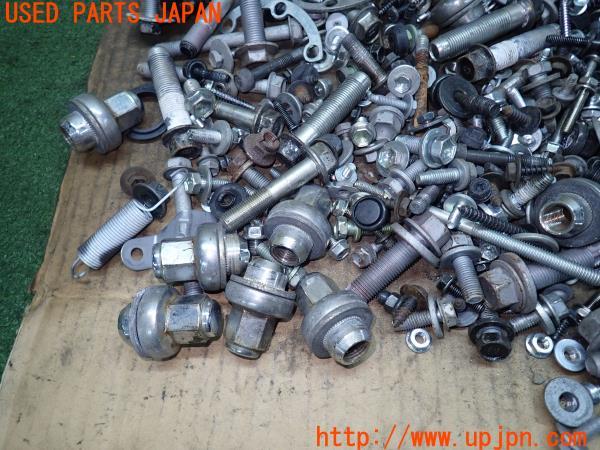 3UPJ=10380720]レクサス LS600hL(UVF46)前期 ネジ・ナット・ステー類 セット ジャンク_m3