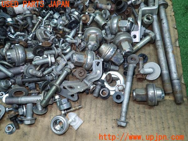 3UPJ=10380720]レクサス LS600hL(UVF46)前期 ネジ・ナット・ステー類 セット ジャンク_m4