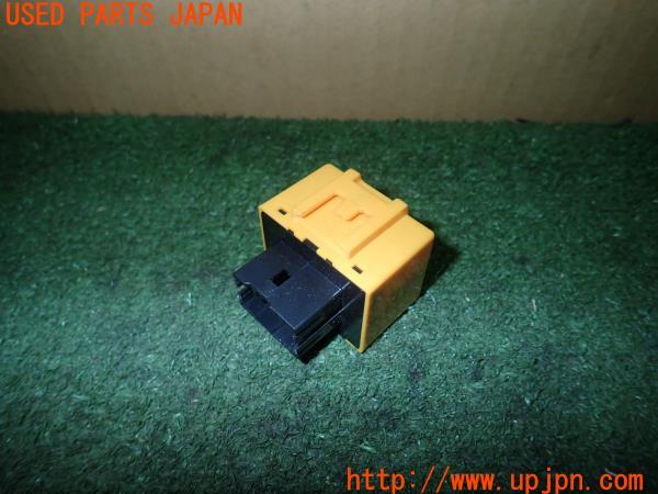 3UPJ=10430512]ハイエースバン 200系(KDH201V 3型)e-auto fun ウインカーリレー 中古_m0