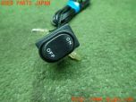 3UPJ=10450532]ヴォクシーハイブリッド(ノアHV)(ZWR80W)後期 汎用 スイッチ オン オフ イルミ ランプ 中古_s1