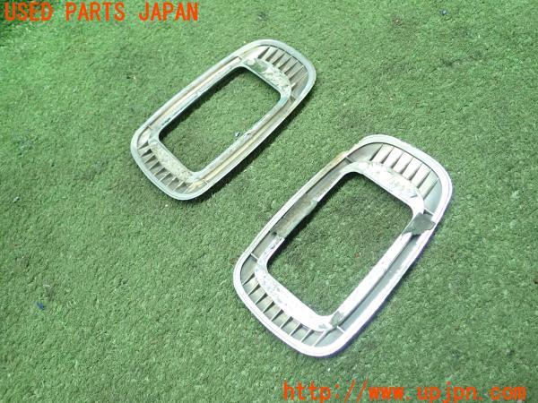 3UPJ=10510530]ランクル80系(FZJ80G)中期 XACTA ザクタ サイドマーカー クリア 818-58313 左右 中古_m3