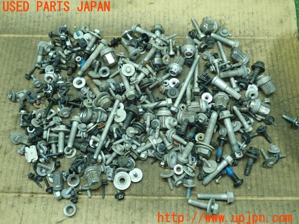 3UPJ=10590720]キャデラック ATS(A1SL)ネジ・ナット・ステー類 セット ジャンク_m0