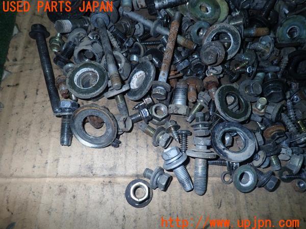 3UPJ=10630720]ランクル80(FJZ80G)中期 ネジ・ナット・ステー類 セット ジャンク_m3