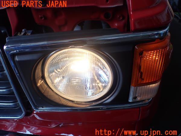 3UPJ=10650050]ランクル80系(FZJ80G)後期 左ヘッドライト ランプ ガラス レンズ 中古_m4