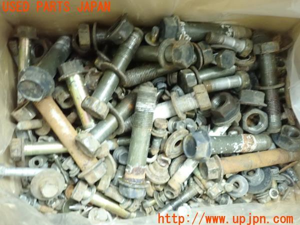 3UPJ=10750720]ランクルプラド(KZJ78W)70系 後期 ボルト ネジ ナット ステー類 セット ジャンク_m0