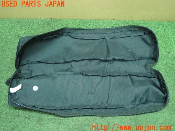 3UPJ=10830640]BMW アクティブハイブリッド5(FZ35 F10)前期 純正 ファーストエイドキット 中古_m3