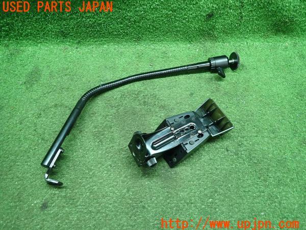 3UPJ=10850539]フェアレディZ(Z32)300ZXツインターボ 2by2 Tバールーフ SANYO 三洋電機 卓上ホルダ 5505PUA 携帯電話 車載 中古_m2