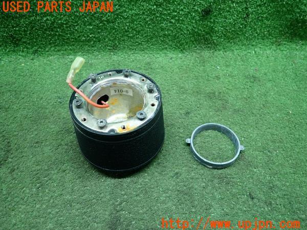 3UPJ=11200618]ランクルプラド(KZJ78W)70系 後期 社外 ステアリングボス ハンドル S-014 アダプター 中古_m0