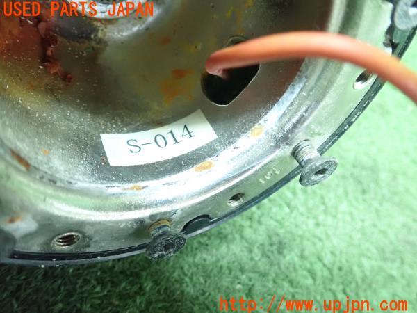 3UPJ=11200618]ランクルプラド(KZJ78W)70系 後期 社外 ステアリングボス ハンドル S-014 アダプター 中古_m2