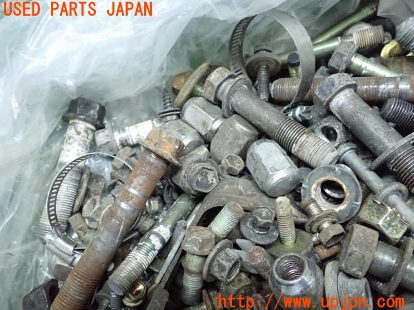 3UPJ=11200720]ランクルプラド(KZJ78W)70系 後期 ボルト ネジ ナット ステー類 セット ジャンク _m4