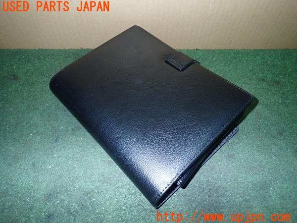 3UPJ=11220801]VW ゴルフ(AUDFG)車検証入れ 取説ケース 中古_m2