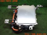 3UPJ=11330525]三菱アウトランダー 2代目(GG2W)後期 純正 DC/DCコンバーター W005T70271 中古_s3
