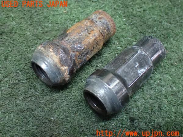 3UPJ=11440967]フェアレディZ クーペ(Z33)前期 社外 レーシング ホイールナット スチール 貫通 M12XP1.25 20個 中古_m4