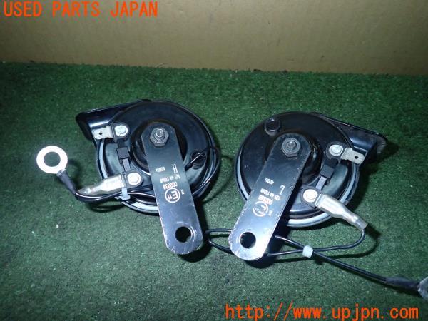 3UPJ=11460563]ソアラ(UZZ31)社外 ホーン 中古_m1